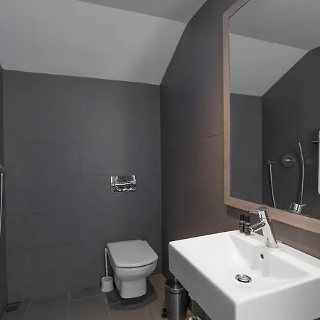 4-bed Luxury 5-star Кальдас-де-Малавелья