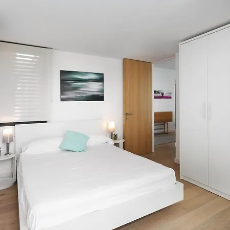 4-bed Luxury 5-star