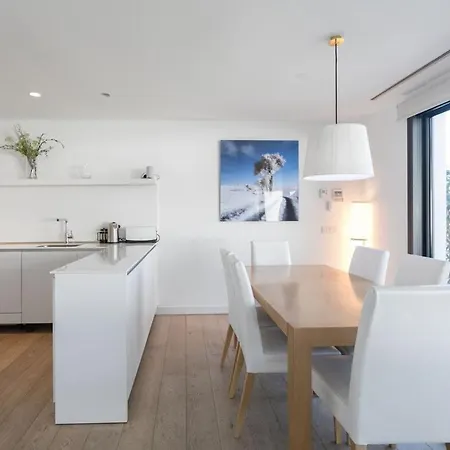 Villa 4-bed Luxury 5-star